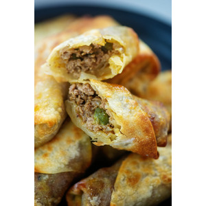 PHILLY CHEESESTEAK SPRING ROLLS