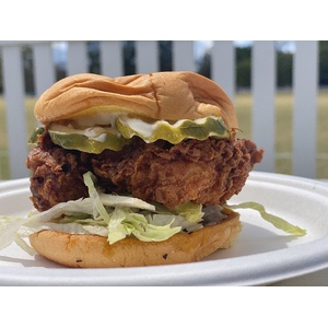 FRIED CHICKEN, MASH AND GRAVY SANDO